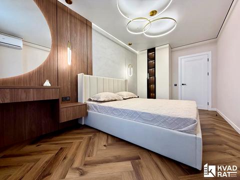 квартира за адресою Юліана Пелеша вул., 3