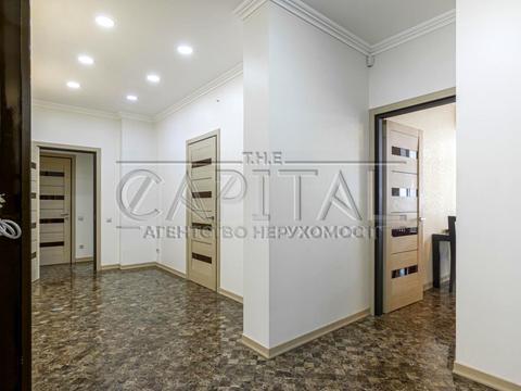 коммерческая по адресу Андрея Верхогляда ул. (Михайла Драгомирова), 16