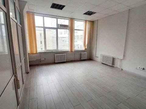 комерційна за адресою Генерала Алмазова вул. (Кутузова), 18/7