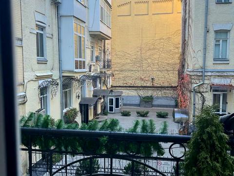 квартира за адресою Євгена Чикаленка вул. (Пушкінська), 21