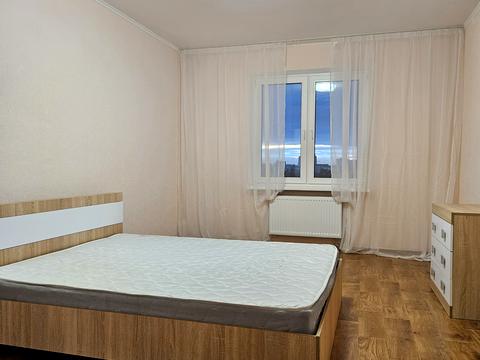 квартира за адресою Миколи Вінграновського вул., 2