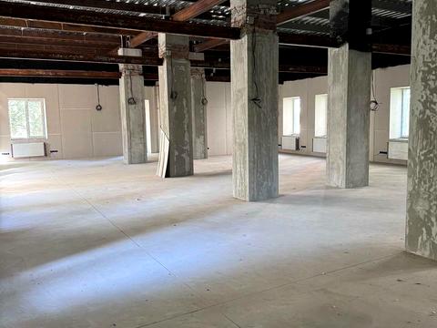 комерційна за адресою Полкова вул., 76