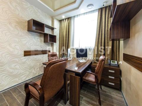 коммерческая по адресу Саксаганского ул., 68/21