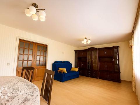 квартира по адресу Академика Янгеля ул., 4