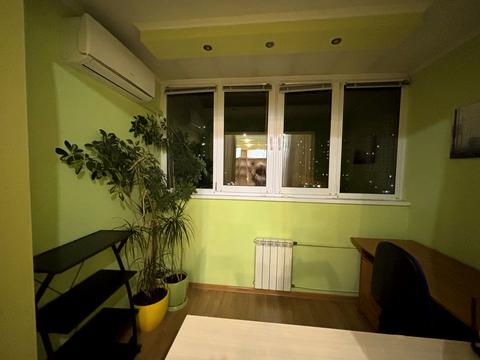 квартира за адресою Анни Ахматової вул., 16-В