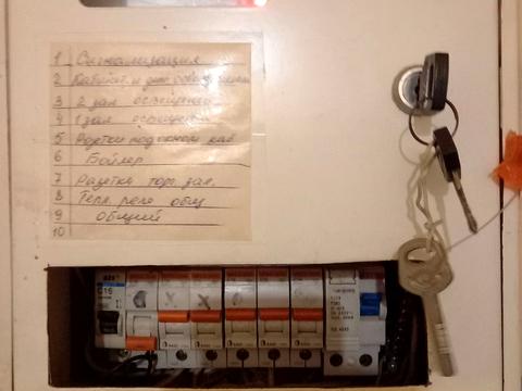комерційна за адресою Незалежності вул. (Титова), 8