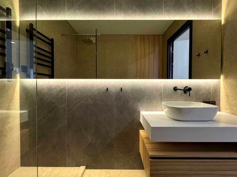 квартира за адресою Космічна вул., 5