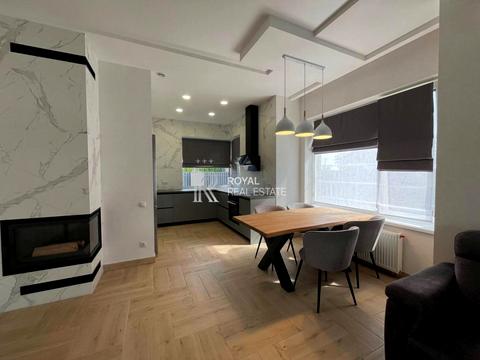 будинок за адресою вул. Зоряна