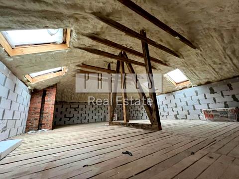 будинок за адресою центральна