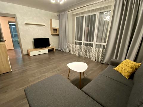 квартира за адресою Володимира Івасюка вул., 82