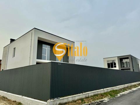 дом по адресу Виноградна