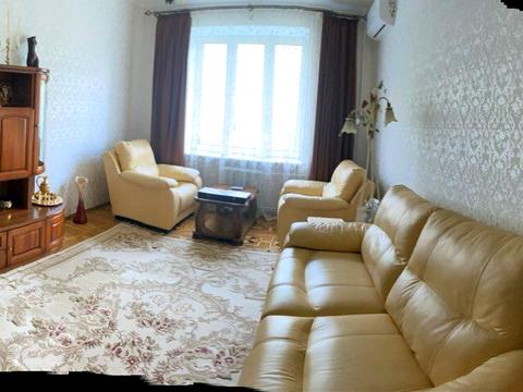 квартира за адресою Трьохсвятительська вул., 9