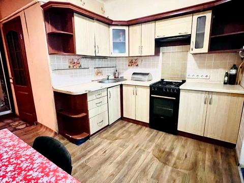 квартира за адресою Рене Декарта, 6