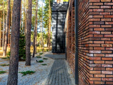 будинок за адресою Лебедівка