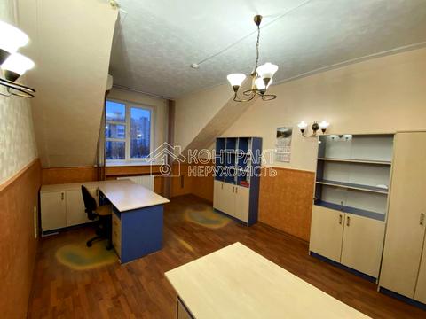 комерційна за адресою Космічна вул., 26