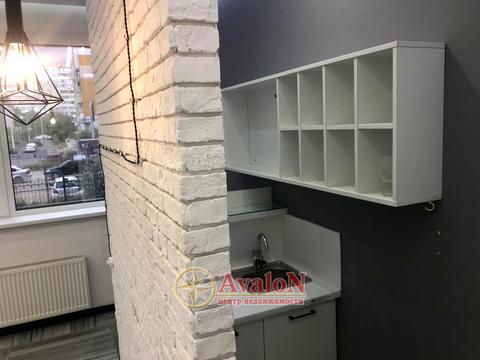 комерційна за адресою Академіка Сахарова вул., 3-А