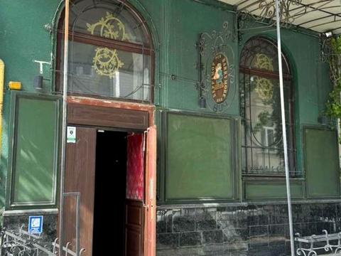 коммерческая по адресу Підвалля ул., 11