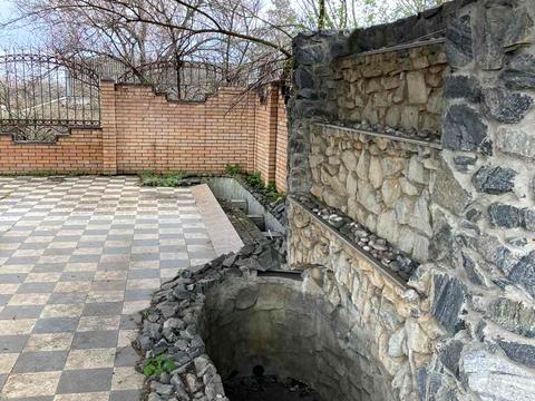будинок за адресою с. Вовніги, Завірюхи