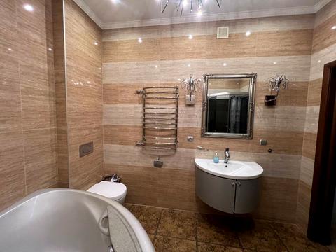 квартира за адресою Володимира Івасюка просп. (Героїв Сталінграду), 8