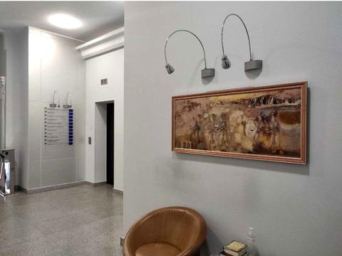 комерційна за адресою Музейний пров., 4