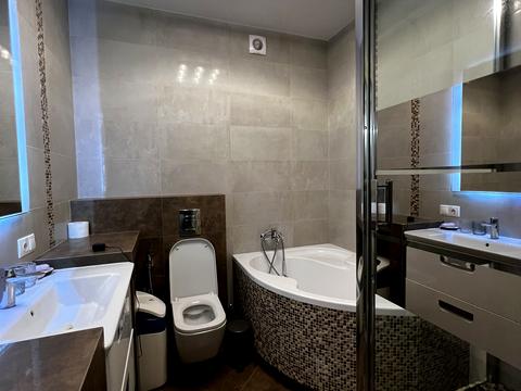 квартира за адресою Зоряна вул., 6