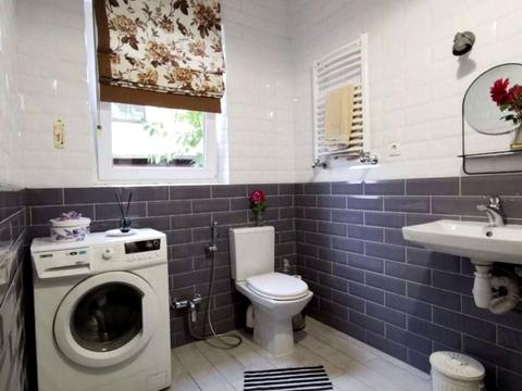 будинок за адресою Соборна вул. ()