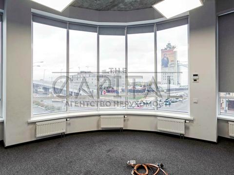 комерційна за адресою Ярославська вул., 58