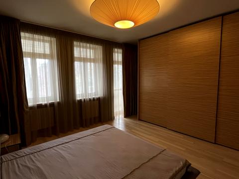 квартира за адресою Академіка Богомольця вул., 7/14