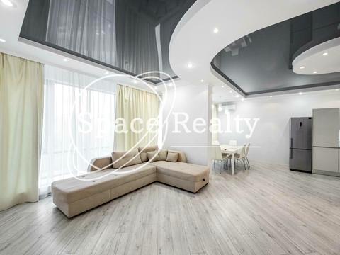 квартира за адресою Дніпровська набережна вул., 14-Б