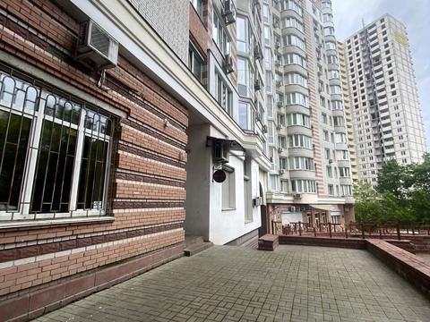 комерційна за адресою Степана Руданського вул., 4-6