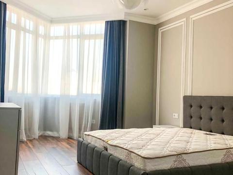 квартира за адресою Андрія Верхогляда вул. (Михайла Драгомирова), 14-А