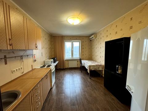 квартира за адресою Урлівська вул., 14