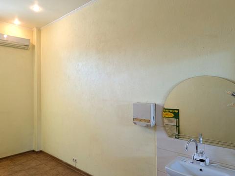 комерційна за адресою пл. Толбухина, 2