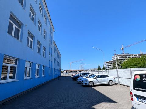 комерційна за адресою Трускавецька вул., 11
