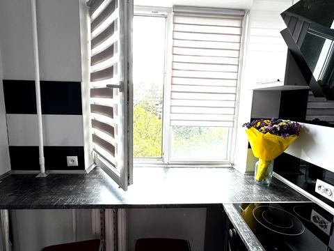 квартира за адресою Десантна вул., 11