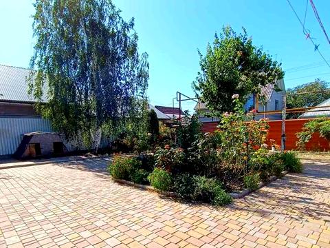 будинок за адресою Пастера, 1
