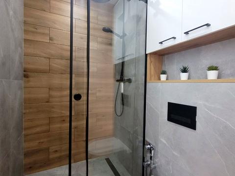 квартира по адресу Приречная ул., 5