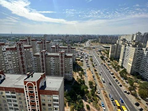 квартира по адресу Червоной Калины просп. (Владимира Маяковского), 68