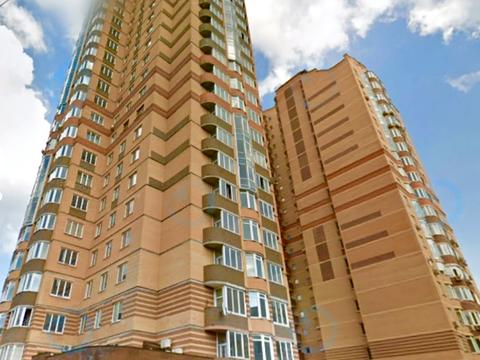 квартира за адресою Лабораторна вул., 6