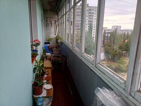 комната по адресу Ореста Левицкого ул. (Академіка Курчатова), 9/21