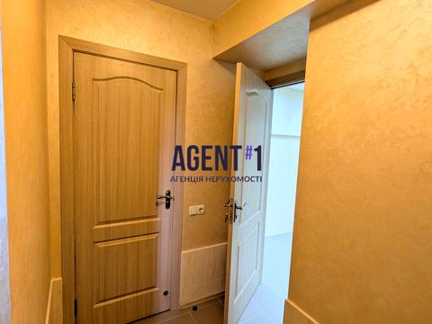 коммерческая по адресу Соборна вул, 10А