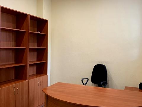 коммерческая по адресу Оболонская ул., 47