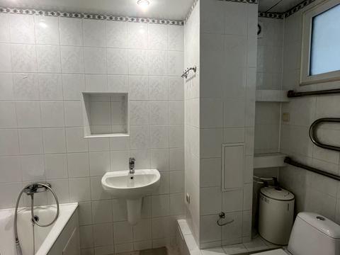 квартира за адресою Тополева вул., 4/8