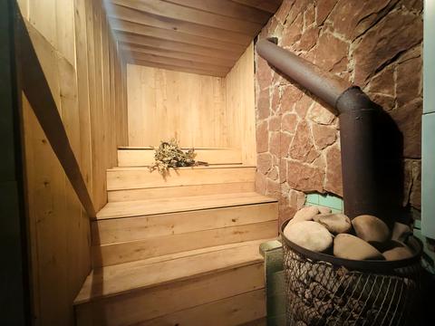будинок за адресою Шкільна