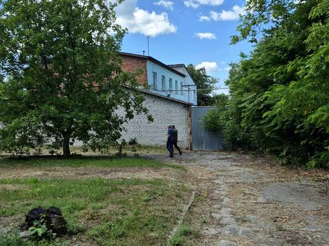 коммерческая по адресу івана франка, 40