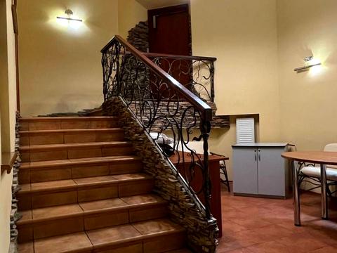 комерційна за адресою Одеської громади вул. (Авдєєва-Чорноморського), 2б