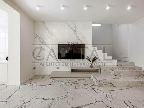 будинок за адресою Вишнева вул.