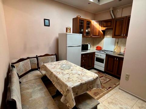 квартира за адресою Івана Багряного вул., 53