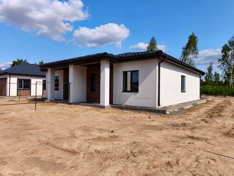 будинок за адресою Успішна