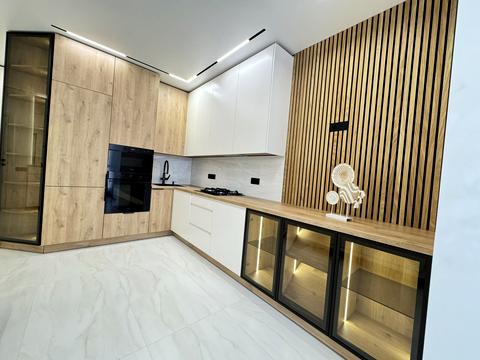 квартира за адресою Молодіжна вул., 10